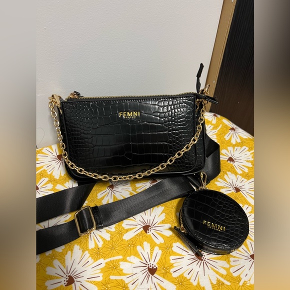 FEMNI LONDON MULTI POUCH CROSSBODY BAG - BLACK - Picture 2 of 8